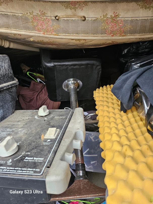 Storage Unit Auction in Athens, TX at Basic Storage ends on 19th